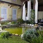 Hostel Villafranca *