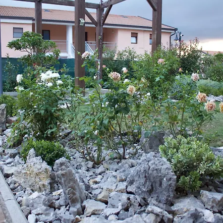 Vandrerhjem Villafranca *